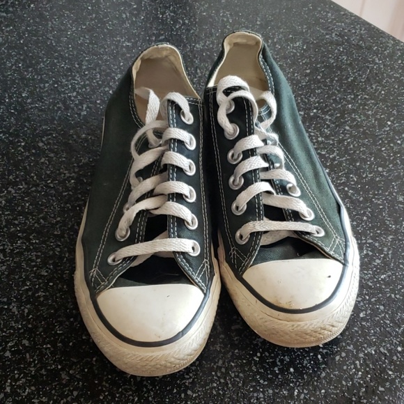 Converse - Picture 2 of 4